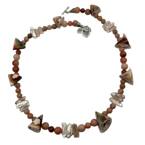 Handmade Jewelry Set - Shell, Pink Calcite, Pink Agate, Finger Pearl & Pewter - Picture 3 of 7